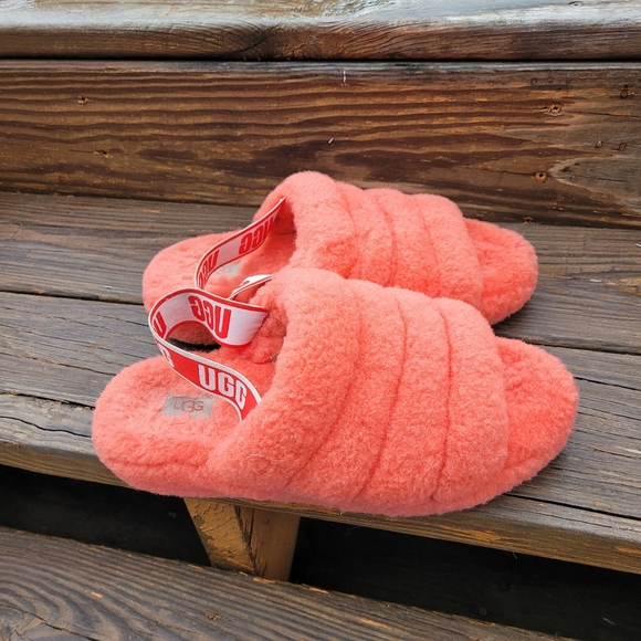 UGG Fluff Yeah Slides - Picture 6 of 9
